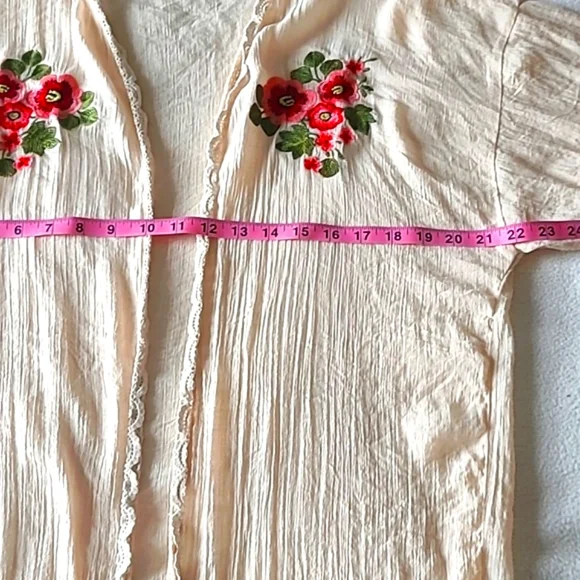 Floral Embroidered Kimono - Cream - Picture 9 of 13
